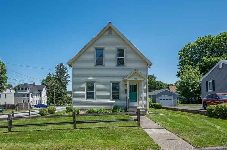 Photo of 107 Alvarado Ave Worcester, MA 01604