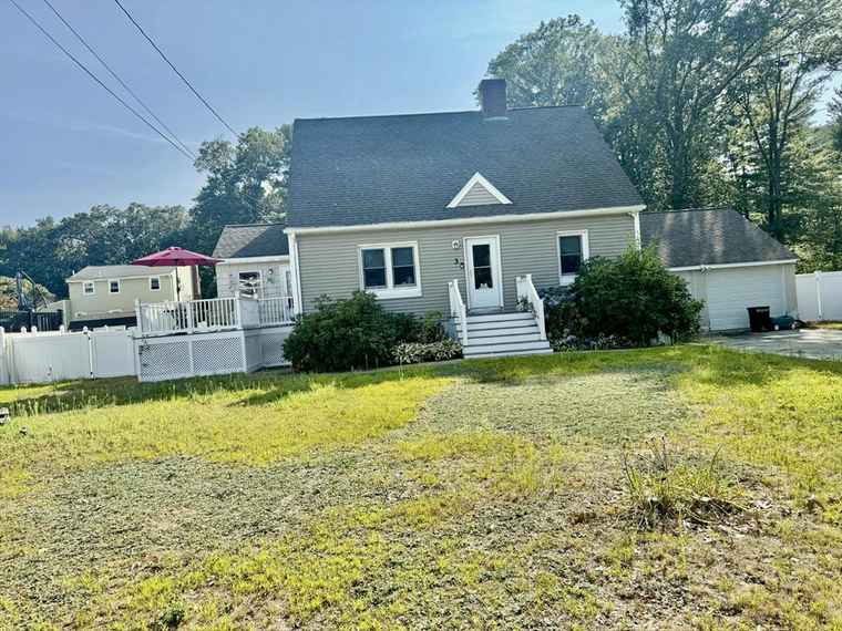 Photo of 3 Bayberry Ln Billerica, MA 01821