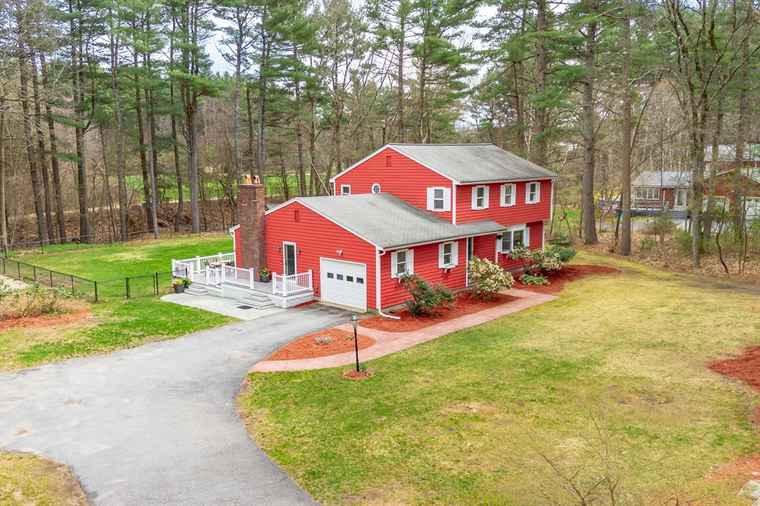 Photo of 30 Country Rd Westford, MA 01886