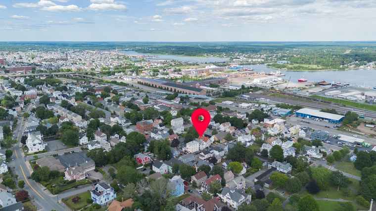 Photo of 17 Franklin St New Bedford, MA 02740