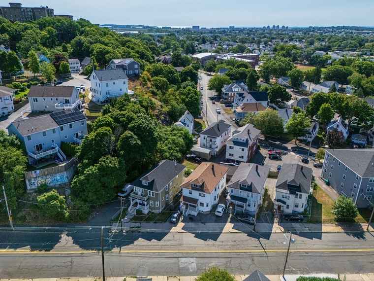 Photo of 363 Broadway Malden, MA 02148