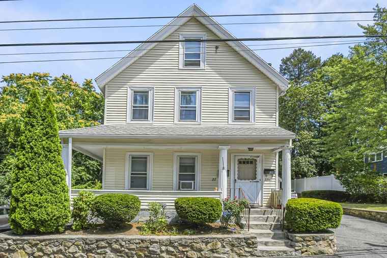 Photo of 22 Beacon St Woburn, MA 01801