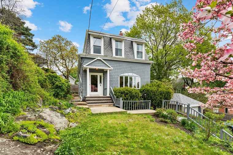 Photo of 103 Glen St Malden, MA 02148
