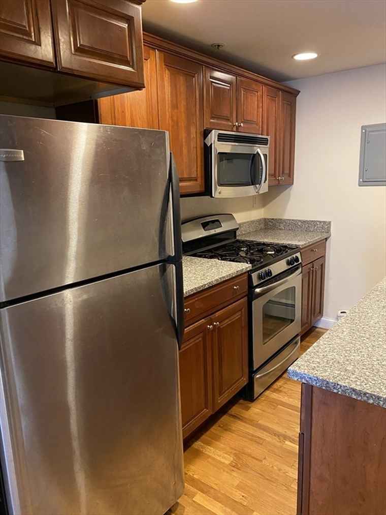 Photo of 19 Railroad St Unit B2 Acton, MA 01720