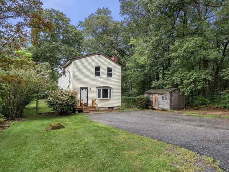 Photo of 17 Fahey Way Billerica, MA 01821