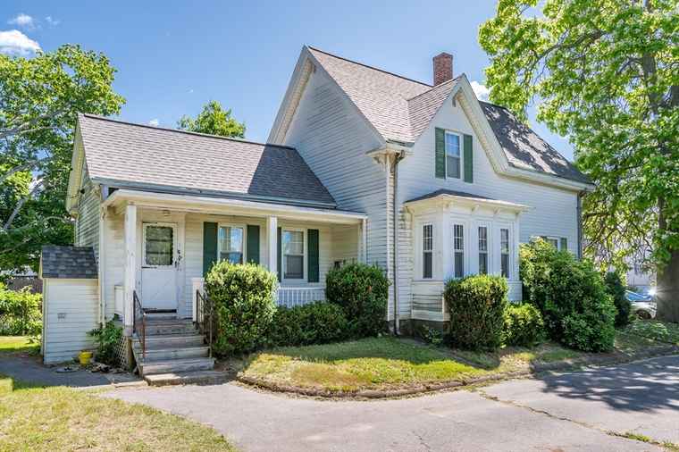 Photo of 46 Van Buren Taunton, MA 02780