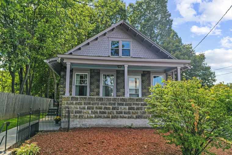 Photo of 138 Princeton St Leominster, MA 01453