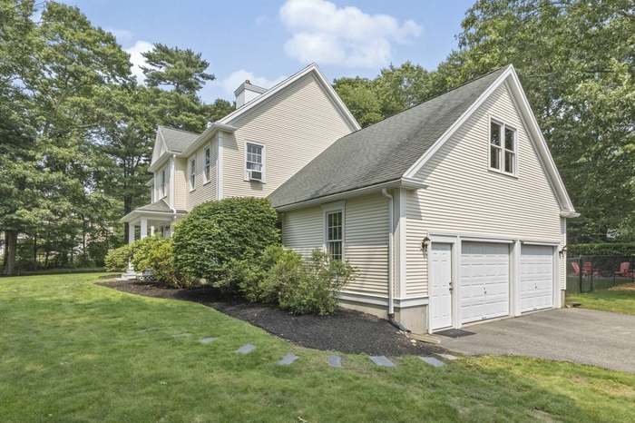 47 Big Rock Ln, Hanson, MA 02341