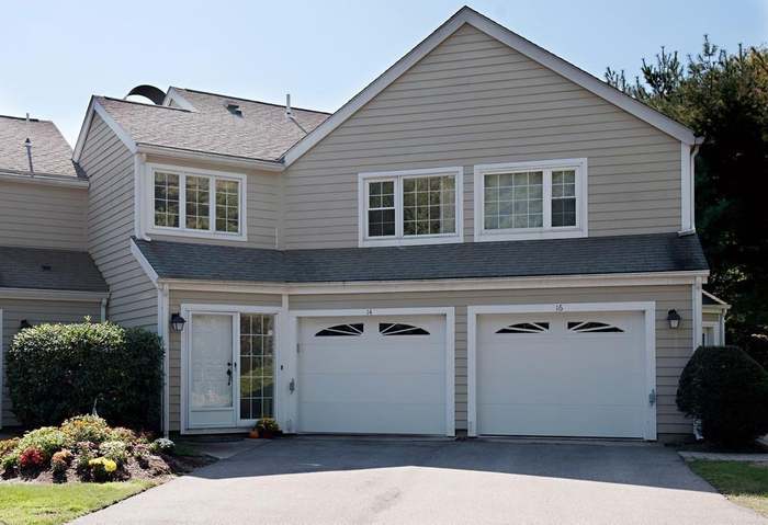 14 Clear Pond 14 Walpole Ma 02081 Mls 72572333 Redfin