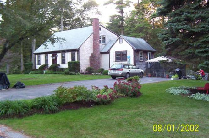 134 Old Pine Dr Hanson, MA 02341