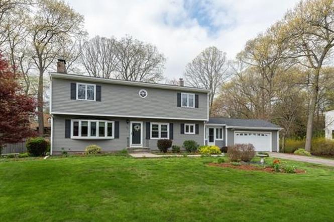 55 Woodcrest Rd, North Attleboro, MA 02760 | MLS# 72495336 | Redfin