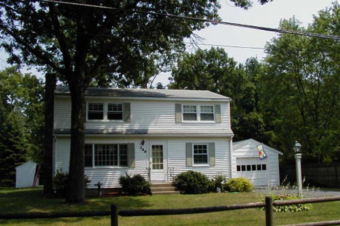 180 South St Holliston Ma 01746 Mls 30655611 Redfin 180 South St Holliston Ma 01746