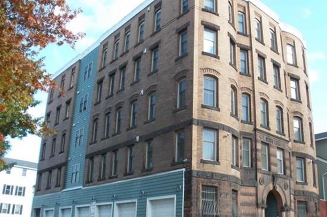 257 Pleasant St 11 Worcester Ma 01609 1 Bed 1 Bath