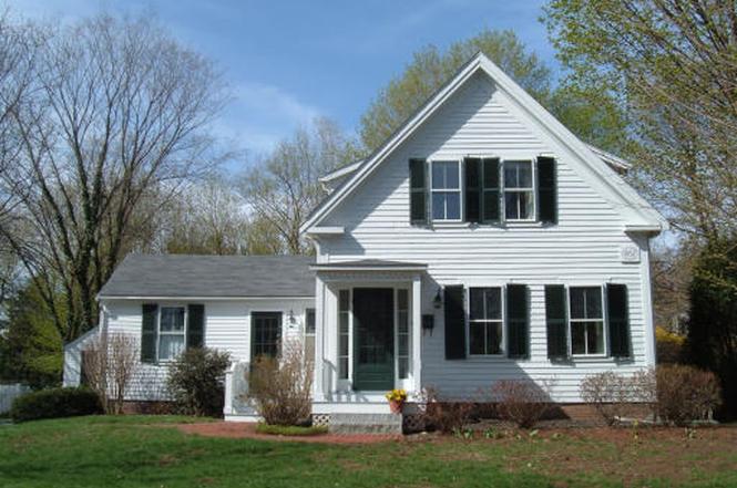 21 Cottage St Wellesley Ma 02482 Mls 70736760 Redfin