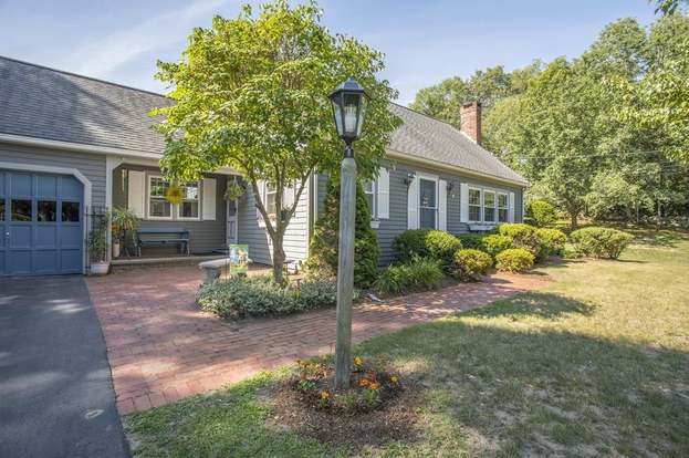 7 Adams Cir Hanson Ma 02341 Mls 72359028 Redfin 7 Adams Cir Hanson Ma 02341