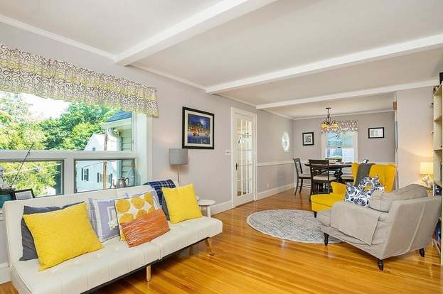 71 Woodland Rd Malden Ma 02148 2 Beds 1 5 Baths