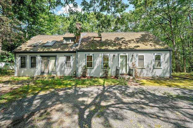 1030 Forest St Marshfield Ma 02050 3 Beds 2 Baths