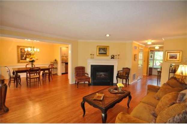 32 Fuller Pond Rd 32 Middleton Ma 01949 Mls 71694123 Redfin