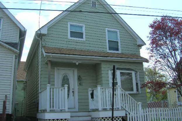 61 Bow St Everett Ma 02149 Mls 70798165 Redfin