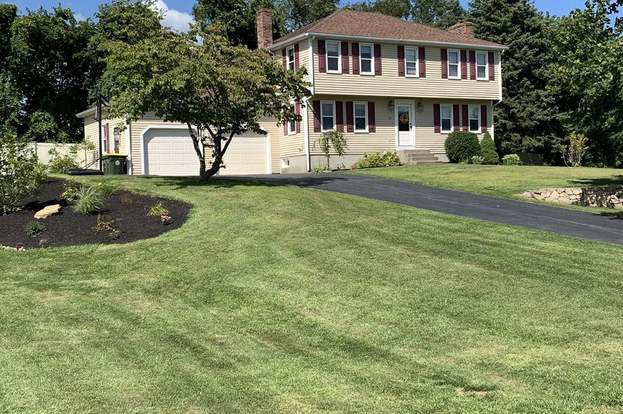 20 Fox Run Rd Bellingham Ma 02019 Mls 72568191 Redfin 20 Fox Run Rd Bellingham Ma 02019