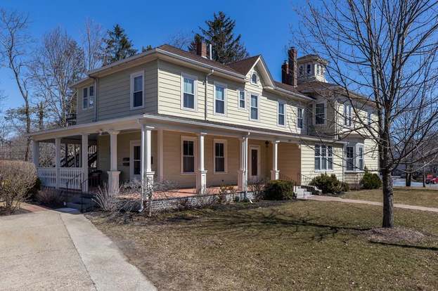 180 Village St Medway Ma 053 Mls Redfin 180 Village St Medway Ma 053 Mls Redfin