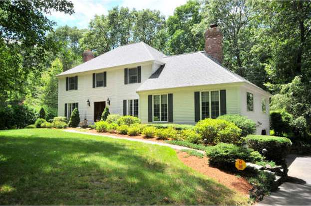 64 Stone Root Ln Concord Ma 01742 4 Beds 2 5 Baths