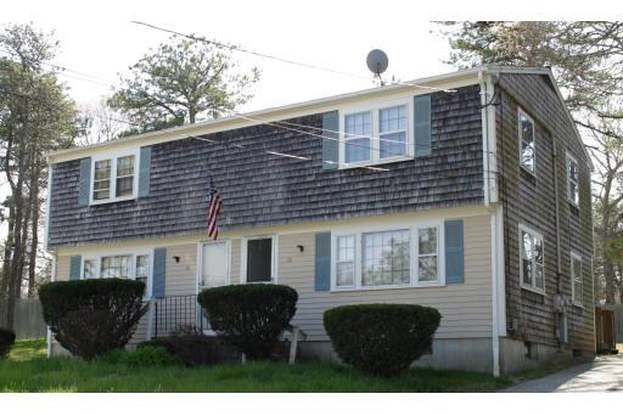 10 Old Mayfair Rd Dennis Ma 02660 Mls 70757371 Redfin
