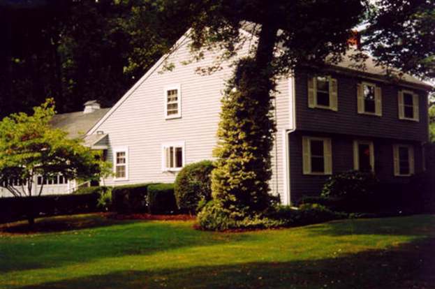 14 Plymouth River Rd Hingham Ma 02043 Mls 30769482 Redfin