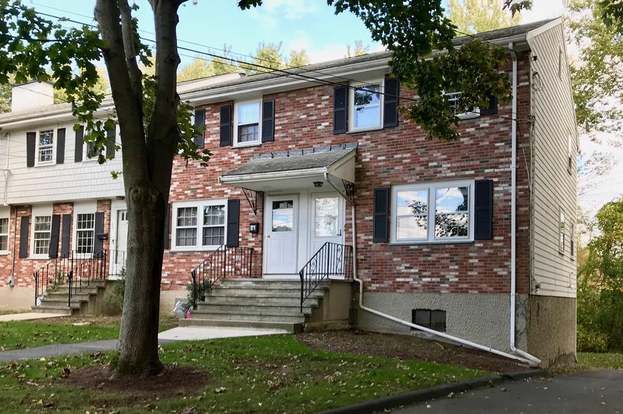 45 Clough Rd 45 Dedham Ma 02026 Mls 72414549 Redfin