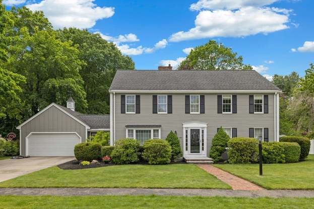 909 Salem St, Lynnfield, MA 01940 | MLS# 73123716 | Redfin