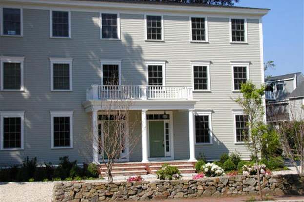 225 High St Unit B Newburyport Ma 01950 Mls 70170582 Redfin 225 High St Unit B Newburyport Ma 01950
