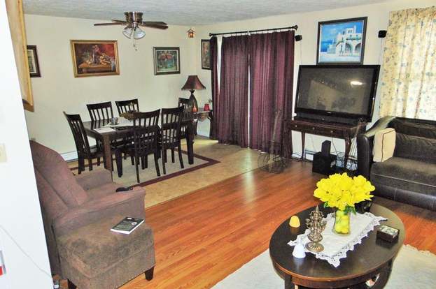 20 Knox St 20 Lawrence Ma 01841 2 Beds 1 5 Baths