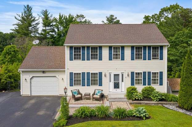 1227 Central St Leominster Ma 01453 Mls 72612885 Redfin