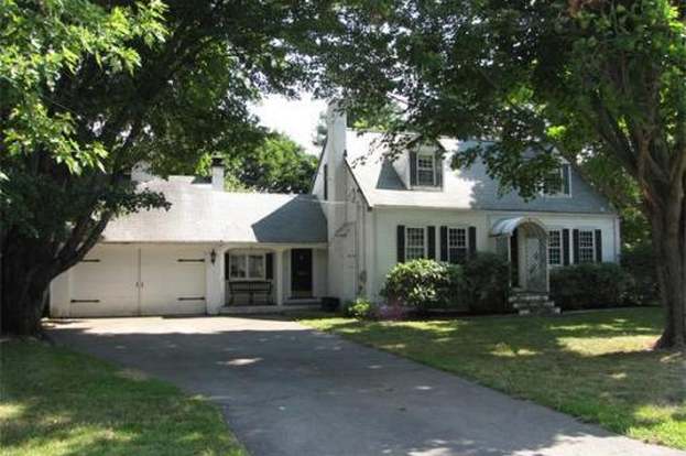 52 Edgewood Ave Walpole Ma 02081 Mls 71411643 Redfin 52 Edgewood Ave Walpole Ma 02081