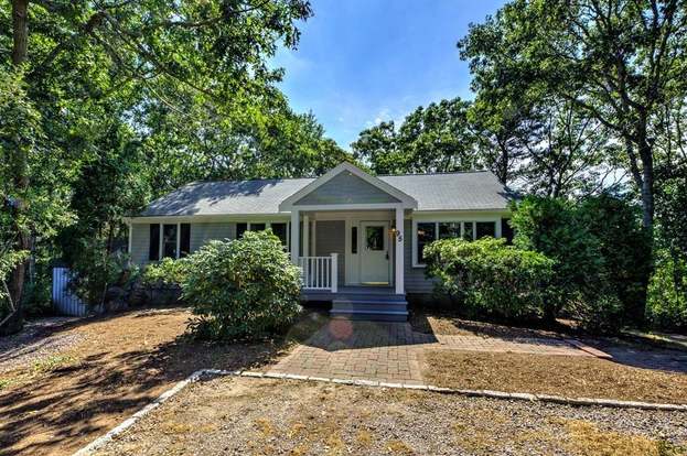 95 Southgate Dr Barnstable Ma 02601 Mls 72392649 Redfin