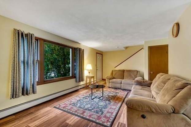 21 Grove St 21 Woburn Ma 01801 3 Beds 1 5 Baths