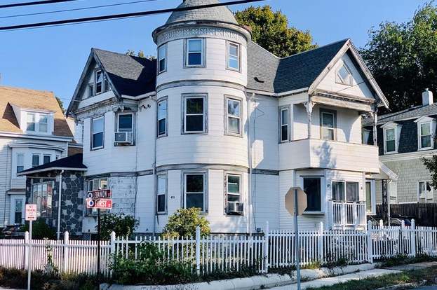 131 Holworthy St 3 Cambridge Ma 02138 Mls 72642818 Zillow In 2020 Shingle Exterior Window Insulation Fiberglass Shingles
