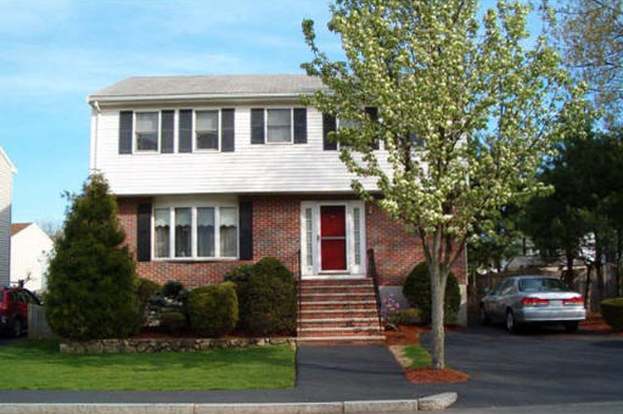 77 Pamela Cir Malden Ma 02148 4 Beds 3 5 Baths