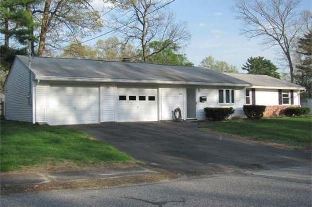 208 Caroline Dr Bellingham Ma 02019 Mls 71679823 Redfin