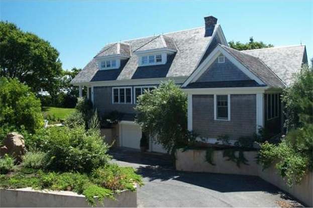 9 Telegraph Hill Rd Provincetown Ma 02657 3 Beds 3 5 Baths
