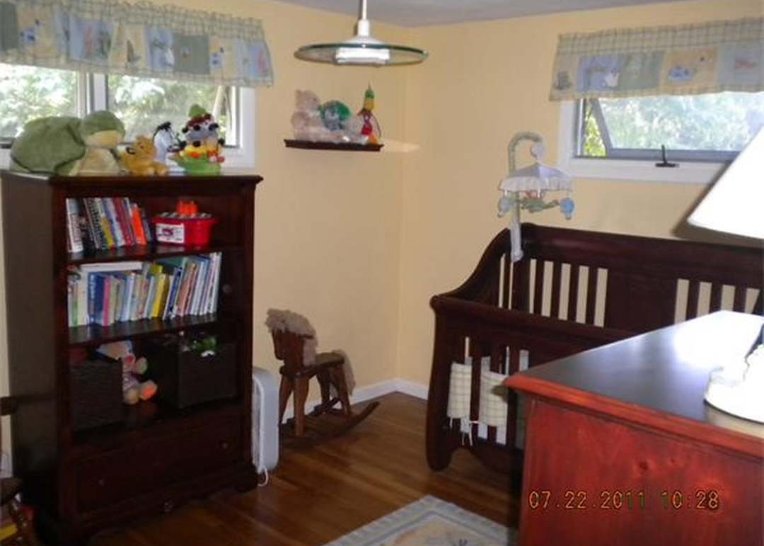 8 Venice St, Milford, MA 01757