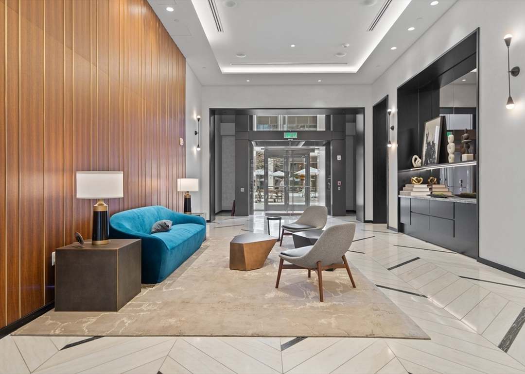 135 Seaport Blvd #1009, Boston, MA 02210