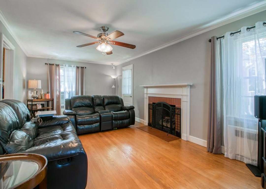 5 Fenimore Blvd, Springfield, MA 01108