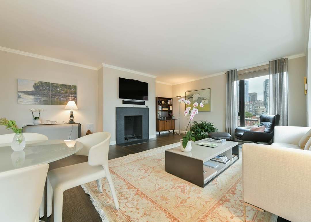 220 Boylston St #1010, Boston, MA 02116