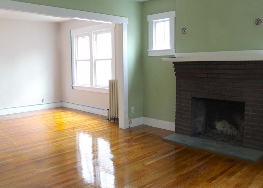 70 Mansfield St, Springfield, MA 01108