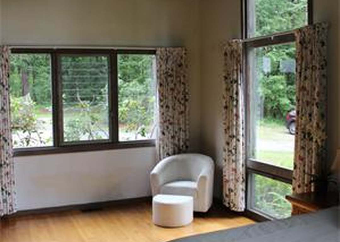 107 Smith St, Groton, MA 01450