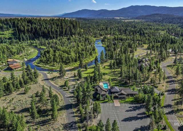 Property at 48 Fawnlilly Dr #29, Mccall, ID 83638