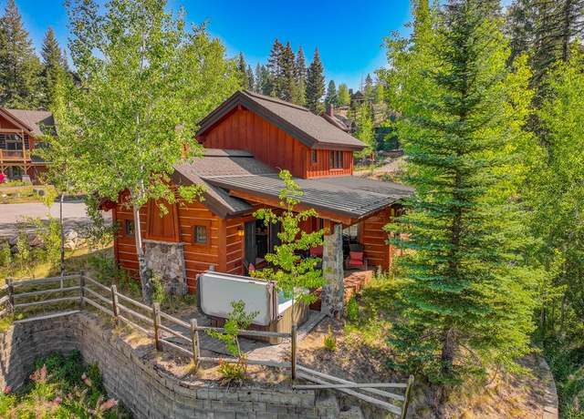 Property at 95 Golden Bar Ct, Donnelly, ID 83615, 2 beds, 3 baths
