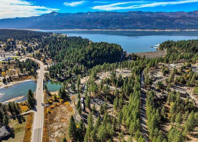 Property at 301 Vista Point Blvd, Cascade, ID 83611