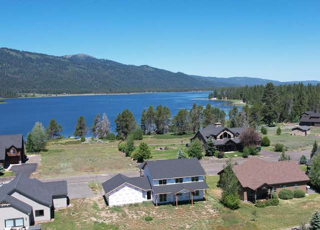 Property at 13126 Hawks Bay Rd, Donnelly, ID 83615, 5 beds, 3.5 baths